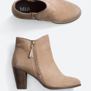 MIA Maddock leather bootie. Taupe. Size 7. 3 inch heel. Never worn outdoors.